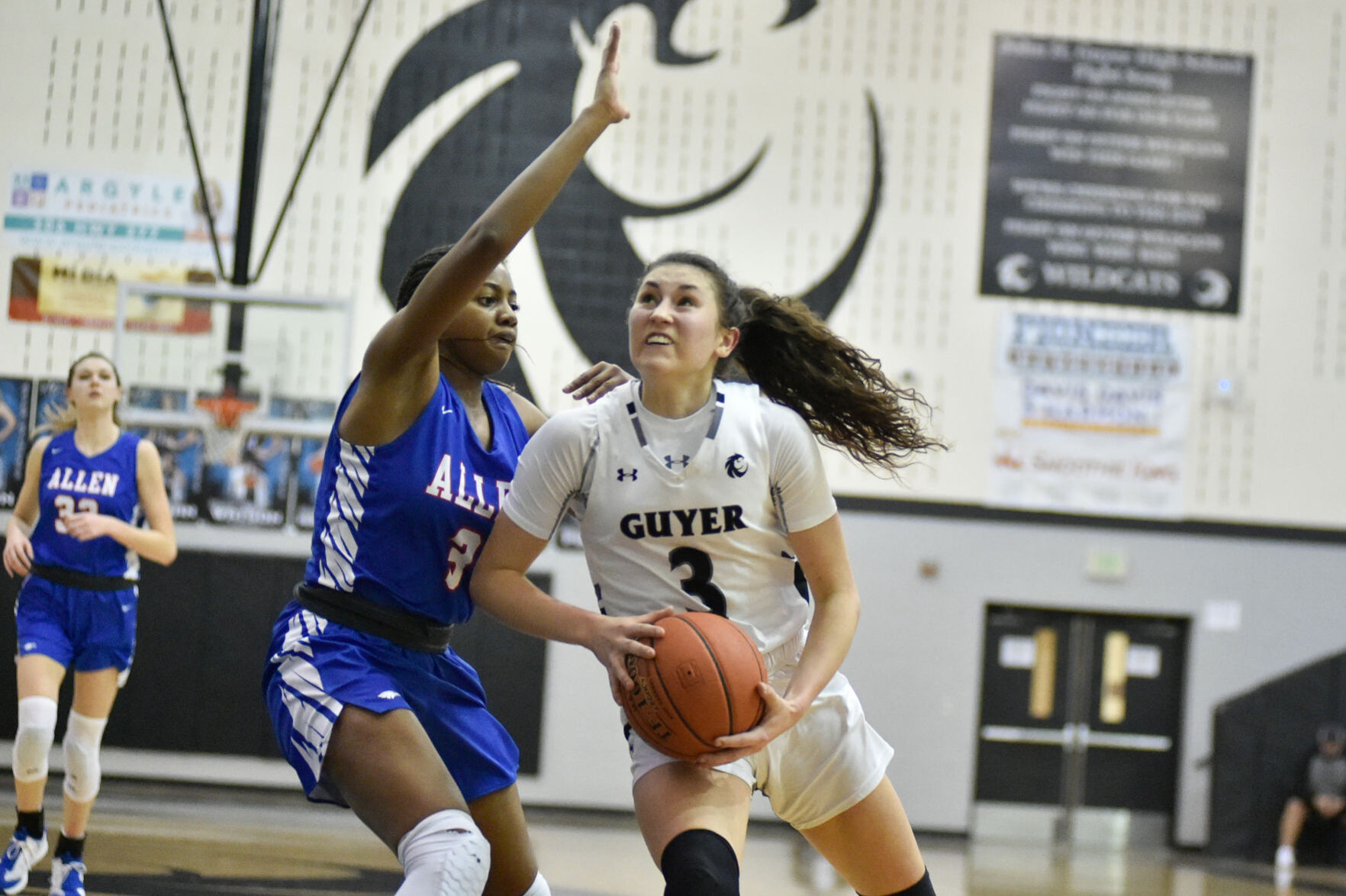 Guyer guard Bella Earle